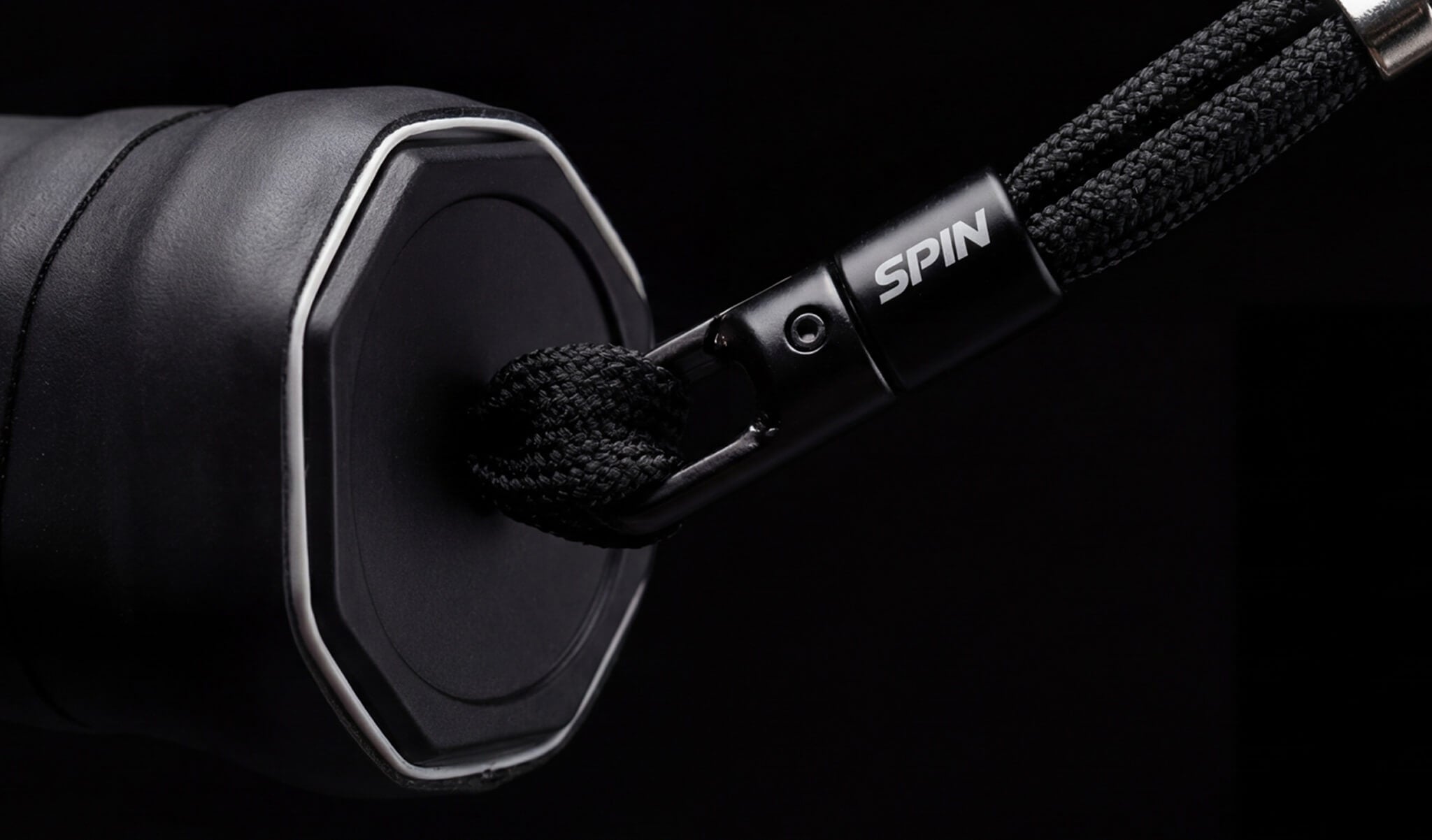 
Spin Padel wrist strap footer detail