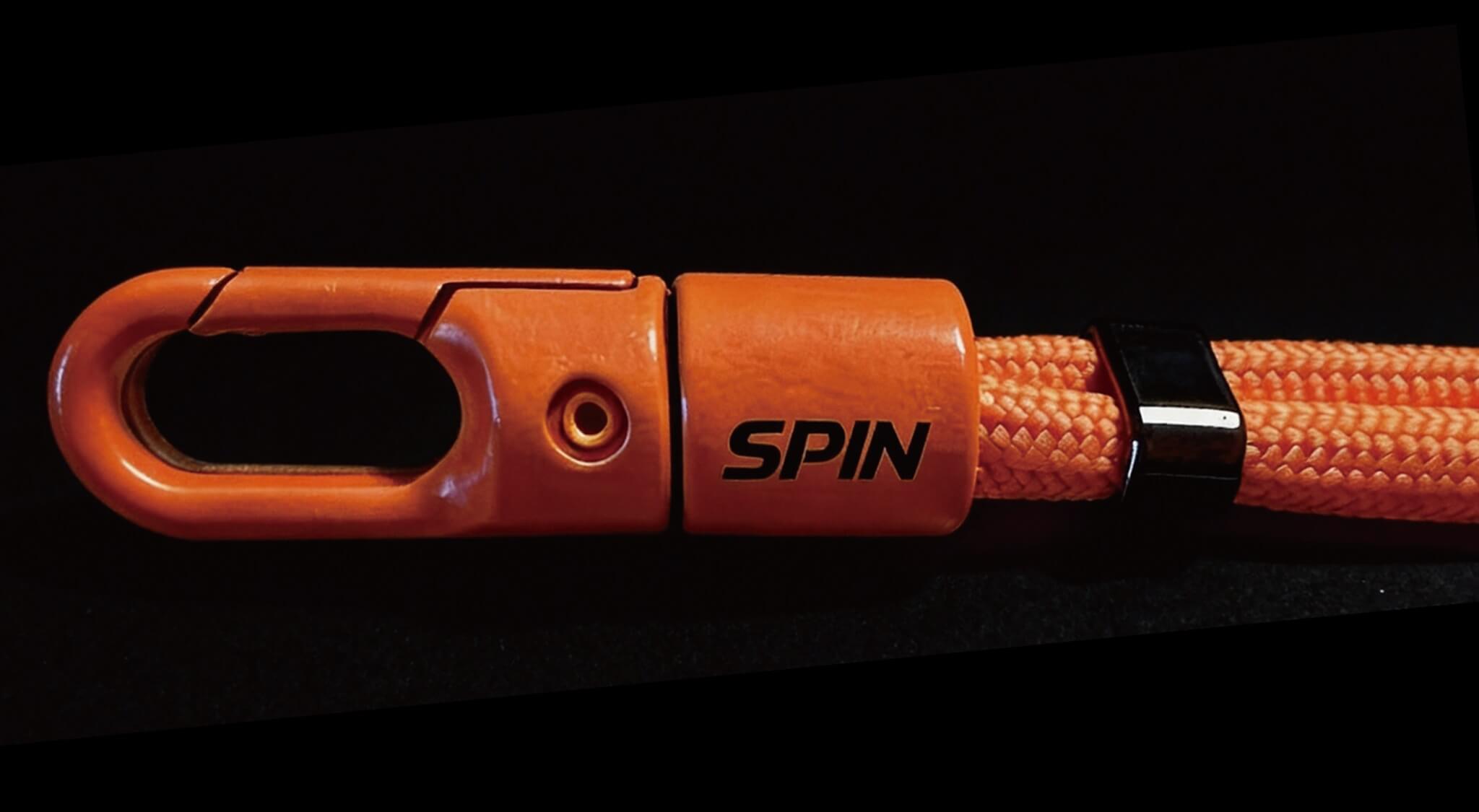 
Anti-twist wrist strap orange detail